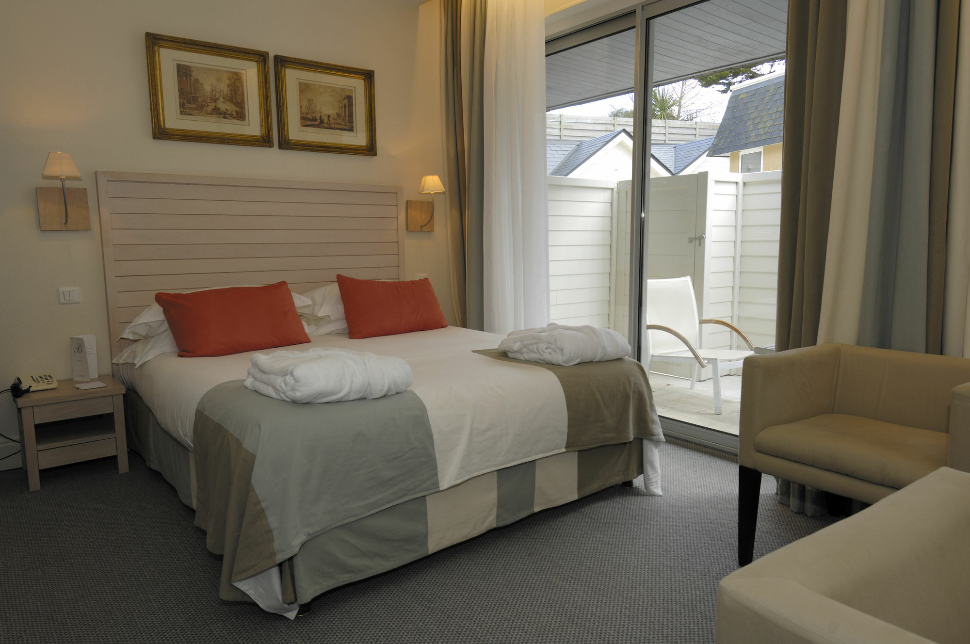Relais & Chateaux Le Brittany & Spa Roscoff Bagian luar foto
